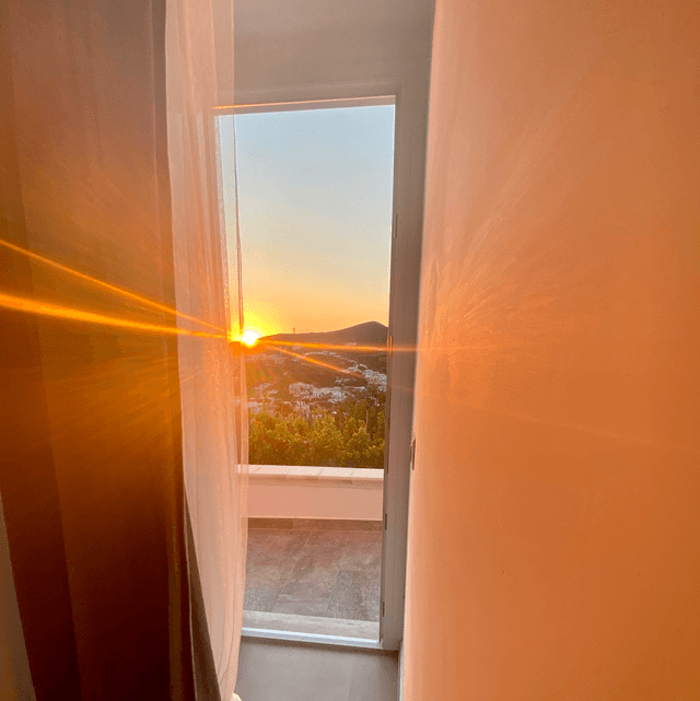 Totale Soggiorno in Camera Doppia ingresso SeaView, per 2 persone